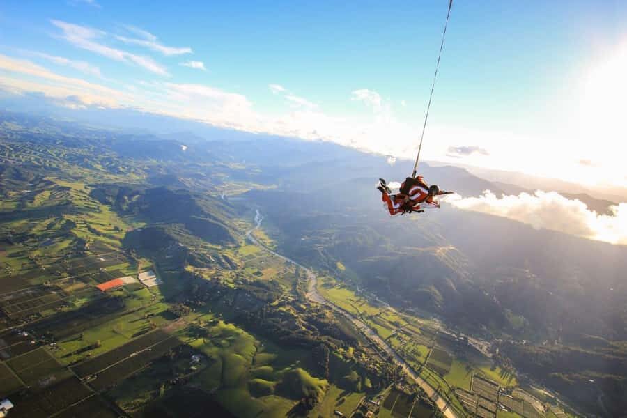 From Motueka: Abel Tasman Tandem Skydive Experience - Choosing Your Jump Height: 10k vs 13k vs 16.5k vs 18k