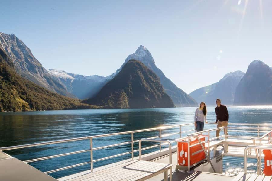 From Queenstown: Milford Sound Flight and Cruise with Lunch - Quick hits before you book