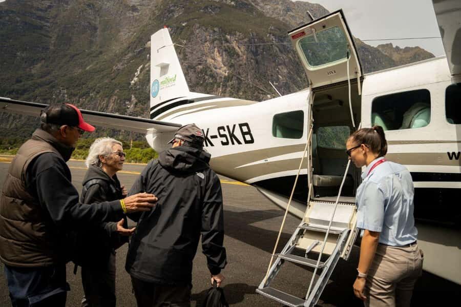 From Queenstown: Milford Sound Flight and Cruise with Lunch - Seating, sound, and how to get the best views