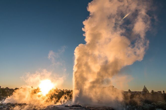 From Rotorua WAIMANGU VOLCANIC VALLEY Half Day Tour - Timing, weather, and what to plan for during a mid-day geothermal visit