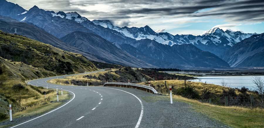 From Tekapo: Small-Group, Carbon Neutral Mt Cook Day Tour - Aoraki Mount Cook National Park: how to use your time well