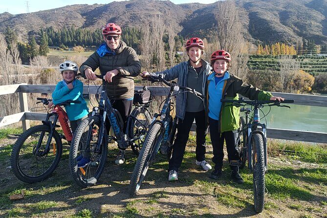 From Wanaka Bike the Lake Dunstan Trail with Shuttle Return - Hugo suspension bridge and the clip-ons: the engineering section you’ll remember