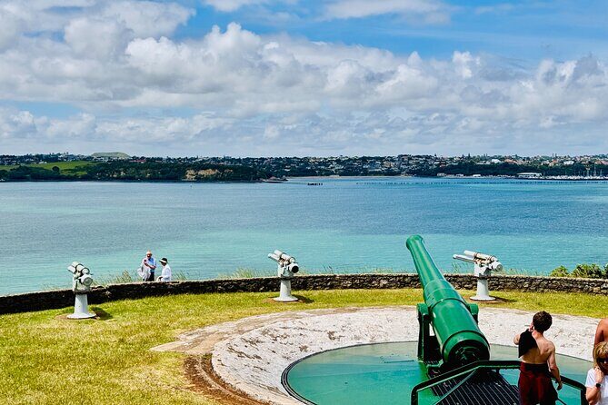 Full-Day Auckland Discovery - Auckland Harbour Bridge: the practical landmark you’ll keep noticing