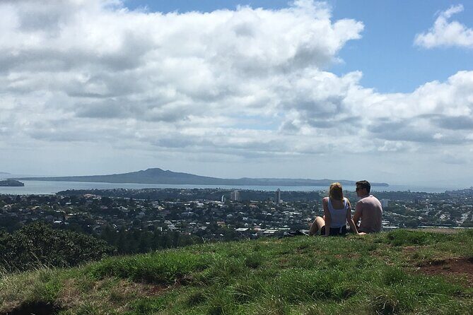Full-Day Grand Auckland Volcanoes Tour - Stop 1: Achilles Point and the Hauraki Gulf volcano view