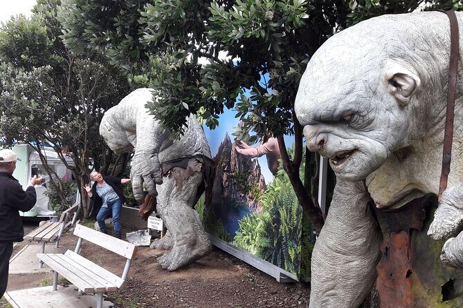 Full Day Lord of the Rings Tour - Getting picked up in Wellington and riding in a small group