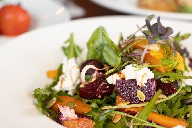 Full-Day Wine Tasting Tour in Auckland with 3-Course Vineyard Lunch - Stop 1: The Hunting Lodge Winery & Restaurant in Auckland’s Wine Country