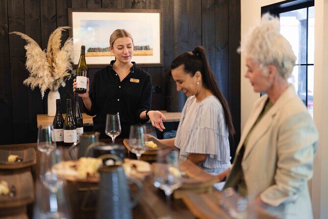 Gibbston Valley Wines - Wine & Cheese Experience - Getting There: Meeting at the Cellar Door and Staying Organized