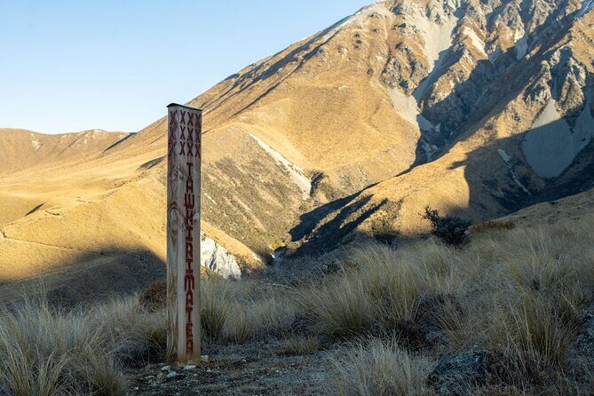 Glentanner High Country Heli Hike - Helicopter time over Aoraki Mount Cook National Park and Lake Pukaki