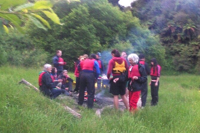 Glowworm Kayak Adventure on the Waikato River - Daylight Route: Lake Crossing and the Calm Push Up Pokaiwhenua Stream