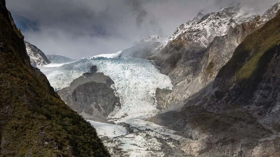 Greymouth to Franz Josef via Hokitika small group tour 1 Way - Small-group comfort and the guide that makes it make sense