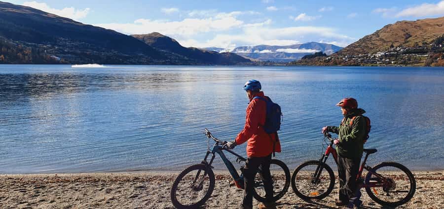 Guided Scenic E-bike Tour - Ride to the Lake - First Stop: Meeting in Frankton and Getting Your Bike Fit Right