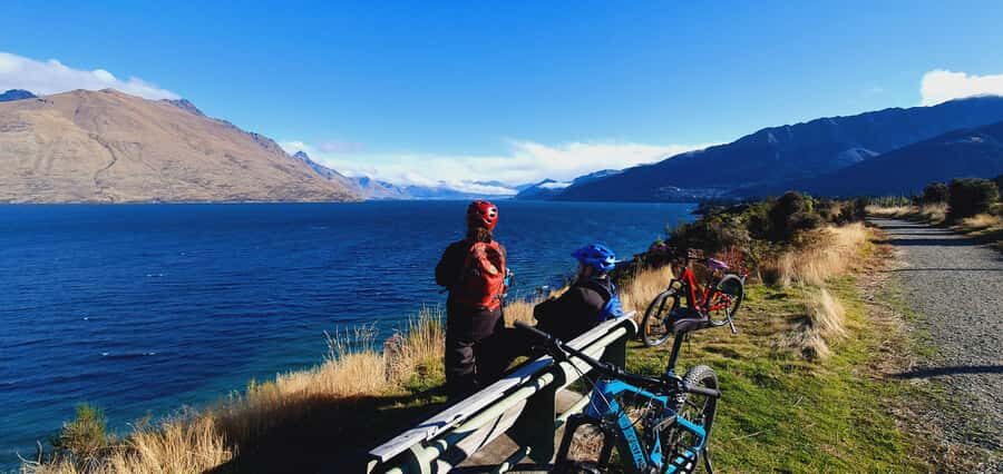 Guided Scenic E-bike Tour - Ride to the Lake - Nature Sculptures and Quiet Habitat Moments