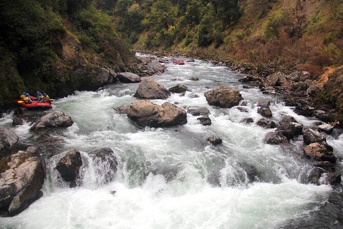 Half Day, Grade 5, White Water Rafting on the Rangitikei River - The 30-Minute Drive to the River Put-In
