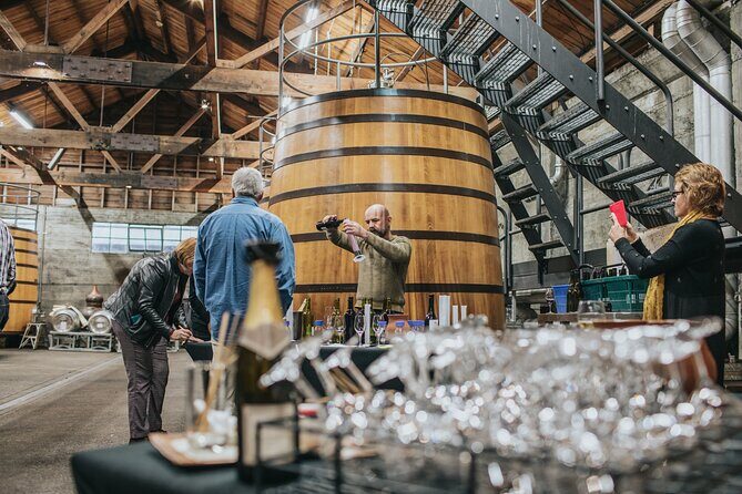 Hawke's Bay Historic Wineries Tour - Featuring NZ oldest Winery - Taradale drive-by: villas, cottages, and how the region grew