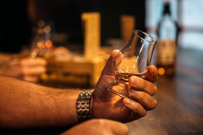 Heke Brewery and Distillery Tour in Waiheke Island with samples - The site vibe: food, service, and a place that works for groups