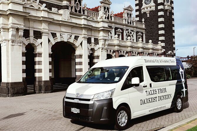 Heritage City and Larnach Castle Van tour with Historian Guide - How this Dunedin tour feels: history with attitude, not lecture