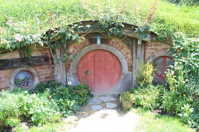 Hobbiton Afternoon Tour in Luxury Minibus from Auckland - Who This Tour Fits Best (and Who Might Want to Skip It)