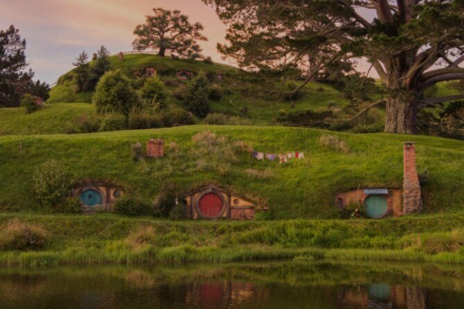 Hobbiton and Waitomo Caves Arrive in Comfort and Style - Comfort, Small Extras, and the Value of a Private Tour