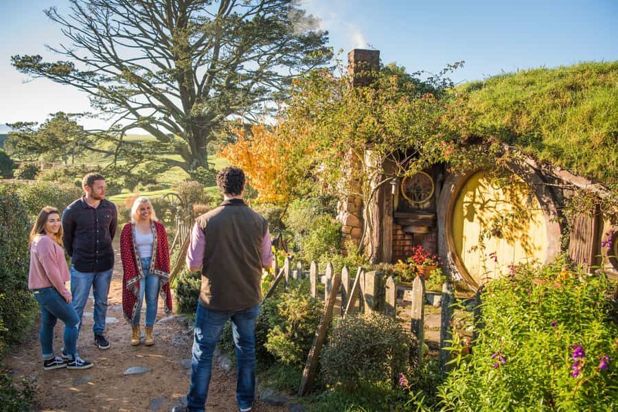 Hobbiton Movie Set: Guided Tour Ticket - Hobbit Holes and the Mill: where the set sells the illusion