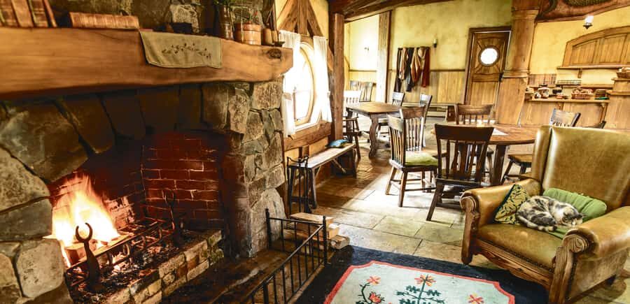 Hobbiton Movie Set & Rotorua Premium Day Tour from Auckland - Timing, comfort, and the reality of a 12-hour day