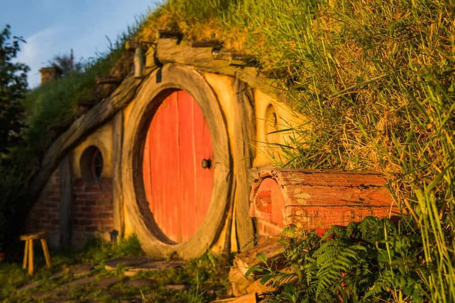 Hobbiton Movie Set & Te Puia Geothermal Valley Private Tour - FAQ
