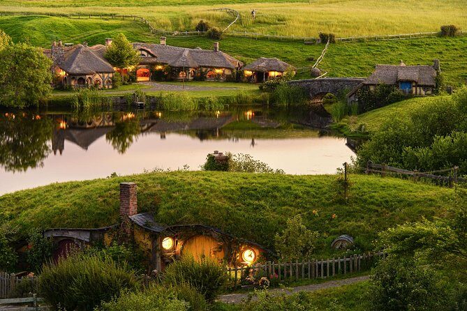 Hobbiton & Waitomo Caves Exclusive Luxury Day Tour From Auckland - The early stops: Kaihere Lookout and Matamata before Hobbiton