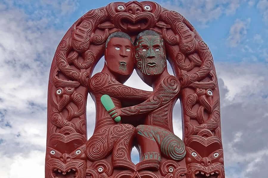 Hobbiton, Waitomo, Rotorua & Taupo 2-Day Tour from Auckland - Day Two: Huka Falls for quick drama