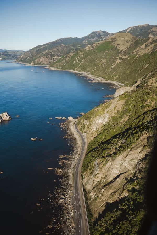 Kaikoura: 1-Hour Whale Watching Helicopter Tour - Key takeaways before you book