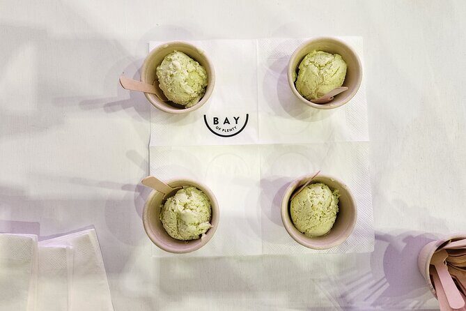 Katikati Gourmet Avocado Tasting - Native birds in the orchard: a small stop that adds charm