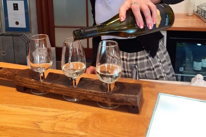 Kumeu Winery Boutique Tour with Gourmet Lunch from Auckland - Westbrook Winery Lunch With Water Lily Pond Views