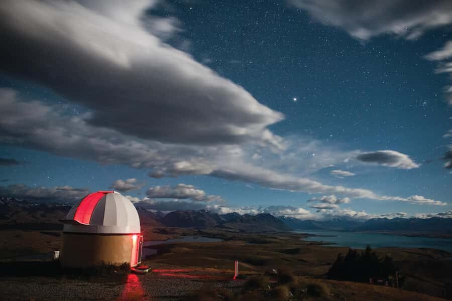 Lake Tekapo: Mountaintop Stargazing at Mount John Summit - Price and value: what $130 buys you in Tekapo
