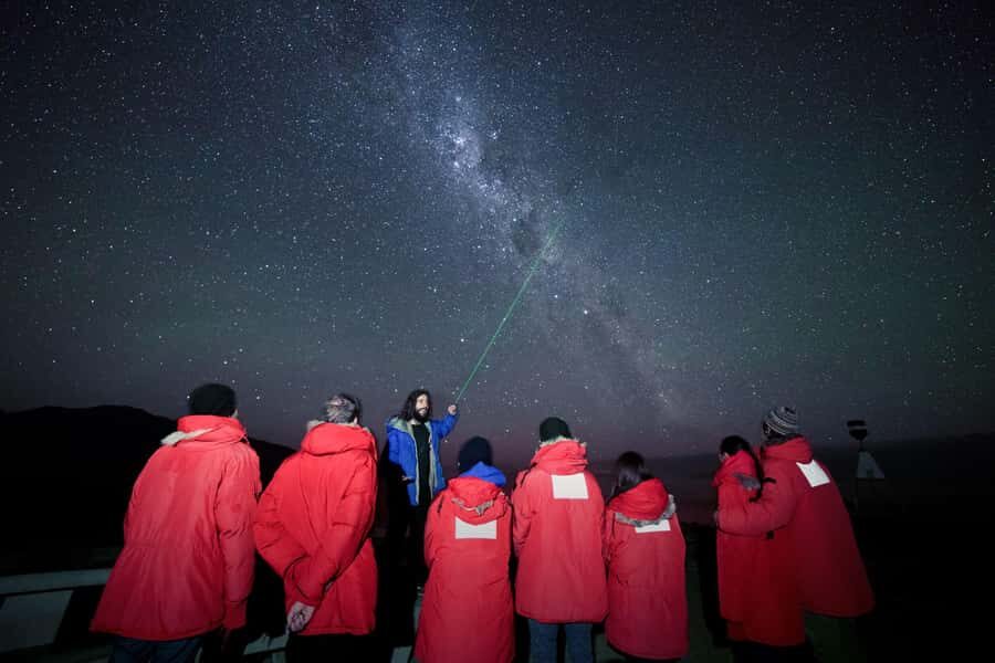 Lake Tekapo: Stargazing Experience at Cowan's Observatory - Naked-eye stargazing plus telescopes: the right order