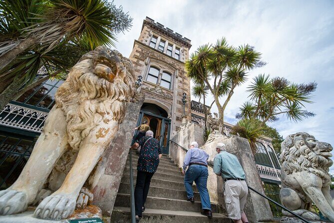Larnach Castle & Otago Wildlife Cruise from Dunedin - Getting from central Dunedin to the Otago Peninsula