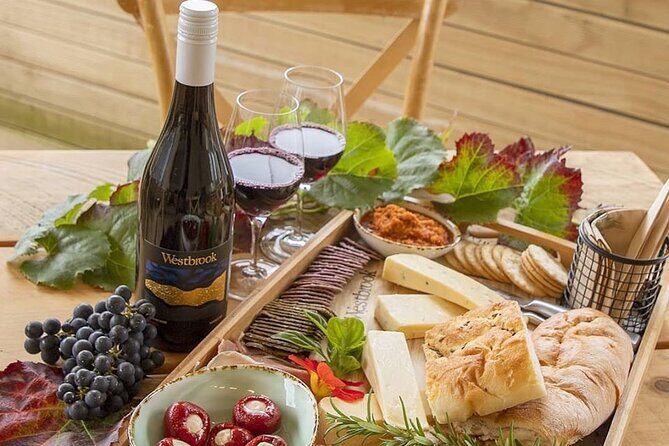 Luxury Private Auckland Wine & Beach Tour with Lunch - Key points to know before you go