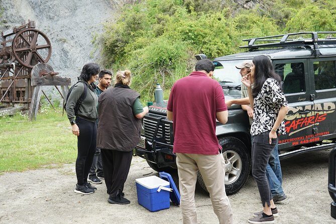 Macetown 4WD Adventure – Full Day Guided Tour from Queenstown - Lakes District Museum & Art Gallery: seeing gold-era artifacts (30 minutes)