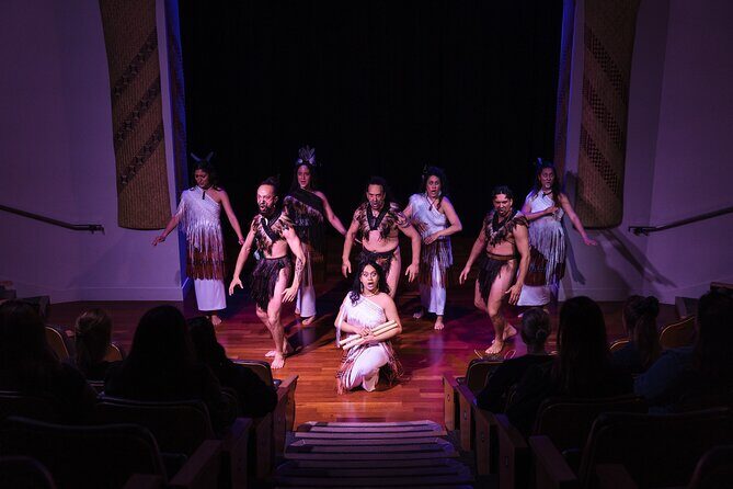 Māori Cultural Experience & Auckland Museum General Admission - Who should book this, and who should skip it