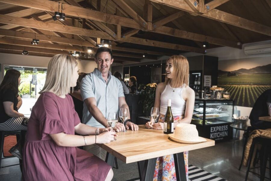 Marlborough: Full-Day Wine and Seafood Tour with Cruise - Quick tips to make the day smoother