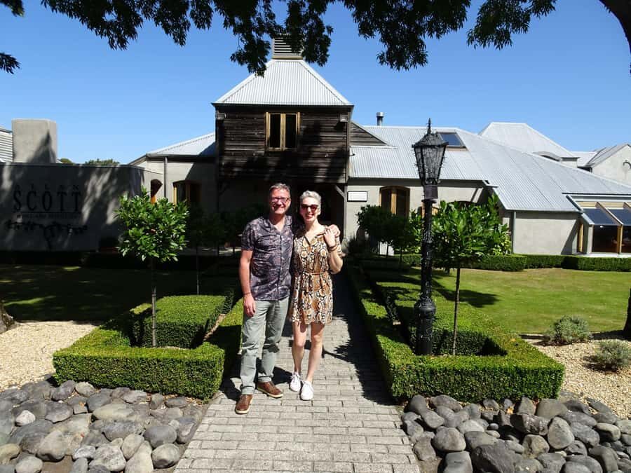 Marlborough: Full Day "Winemaker's Tour" - Stop One: A Full Hour of Wine Tasting With Real Explanations