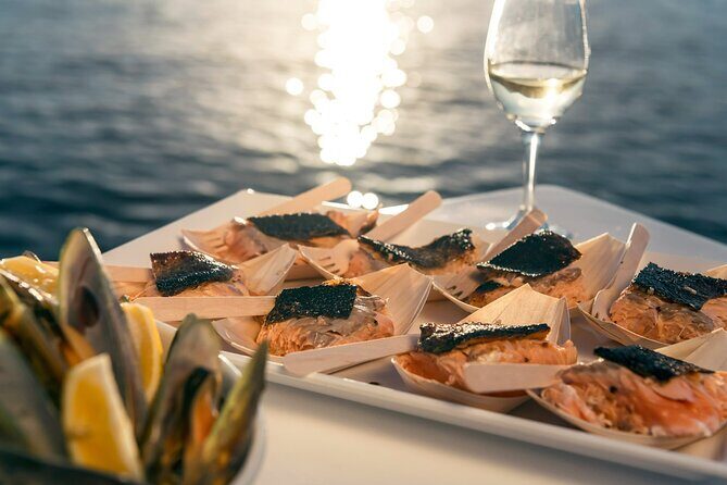 Marlborough Icons Tour - Wine tasting + Cruise - Guides, transport, and service: what makes it feel personal