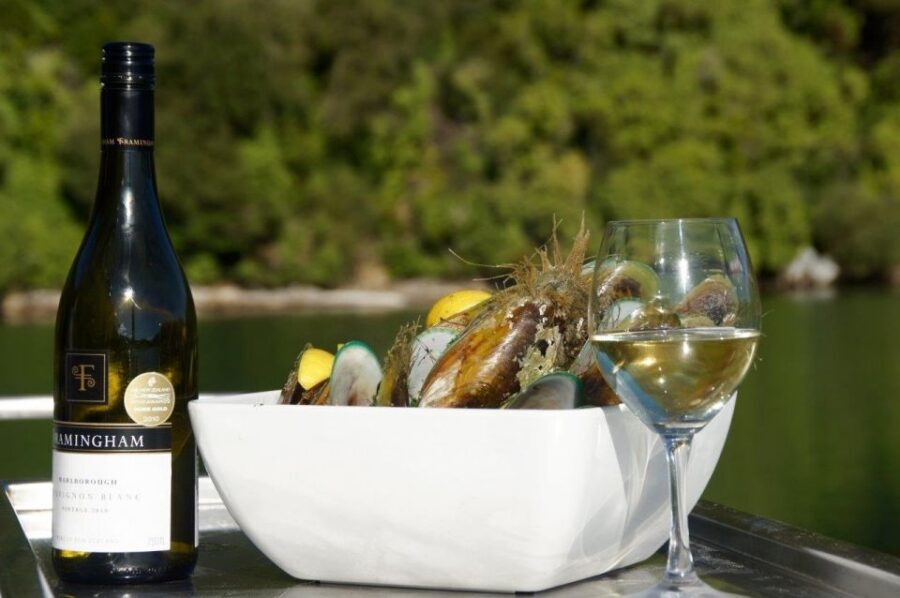 Marlborough Sounds: Greenshell Mussel Cruise - Who this cruise suits best (and who should think twice)