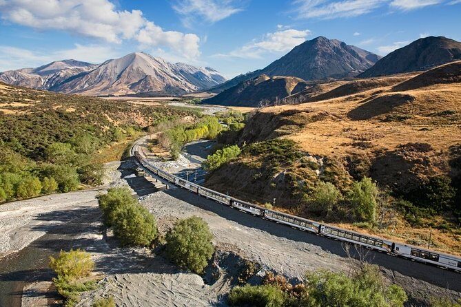 Methven Ōpuke Hot Pool & Scenic Canterbury Tour from Christchurch - Your 2-hour hot pool session in Discovery pools