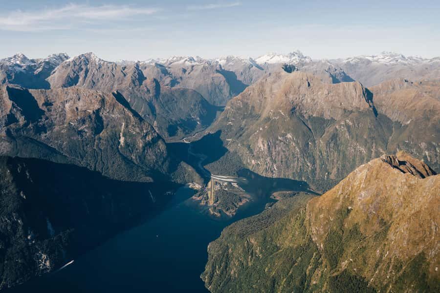 Milford Sound: 1.5-Hour Helicopter Tour with Two Landings - The 90-minute flow: Queenstown pickup to two landings