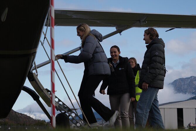 Milford Sound and Big Five Glaciers Scenic Flight - Entering Air Milford: the pre-flight briefing that helps your eyes
