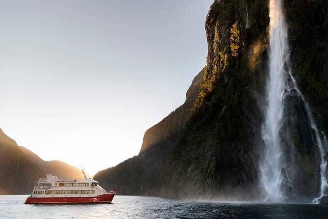 Milford Sound Day Tour with Scenic Cruise from Queenstown - Why fly-cruise-fly works so well from Queenstown