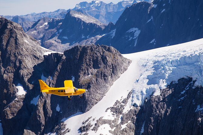 Milford Sound Glacier Flight & Cruise from Wanaka - The 45-minute flight: Clutha River, Lake Wanaka, and the Southern Alps