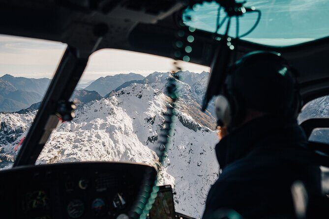 Milford Sound Heli Tour from Queenstown with 2 Alpine Landings - Why the pilot guide matters more than you think