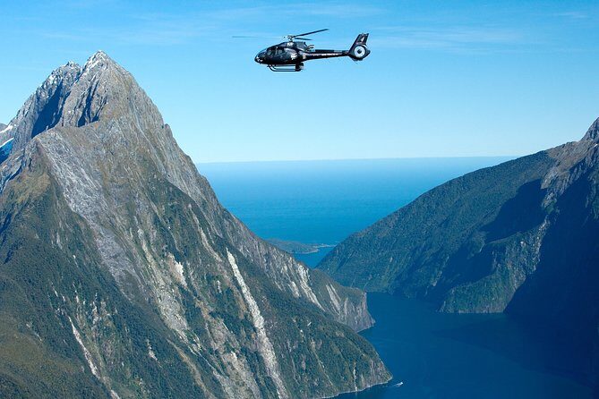 Milford Sound Helicopter Flight and Cruise from Queenstown - Queenstown to Milford Sound by helicopter: why this route is smart