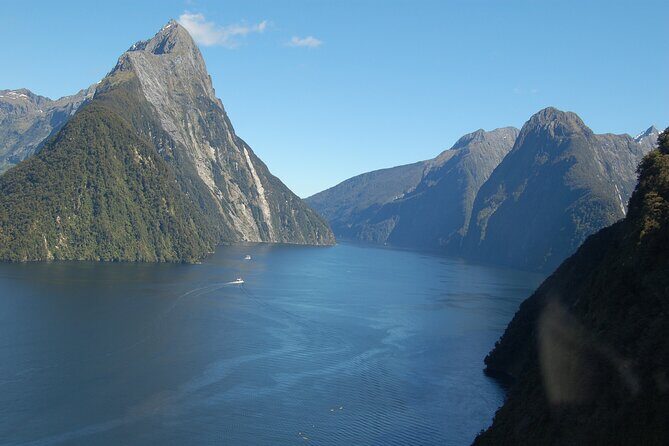 Milford Sound Helicopter Flight and Cruise from Queenstown - The remote alpine landing: why helicopter access matters