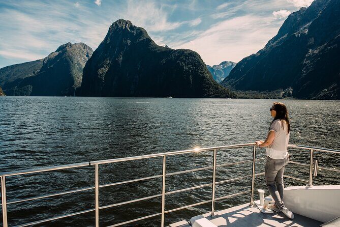 Milford Sound Luxury Lunch Cruise onboard The Fiordland Jewel - The Fiordland Jewel: why this boat matters more than you think