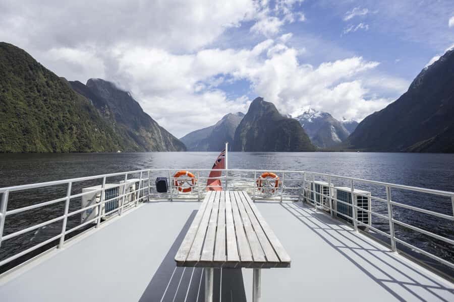 Milford Sound: Premium Small Group Cruise with Canape Lunch - Who should book this Premium Milford Sound cruise